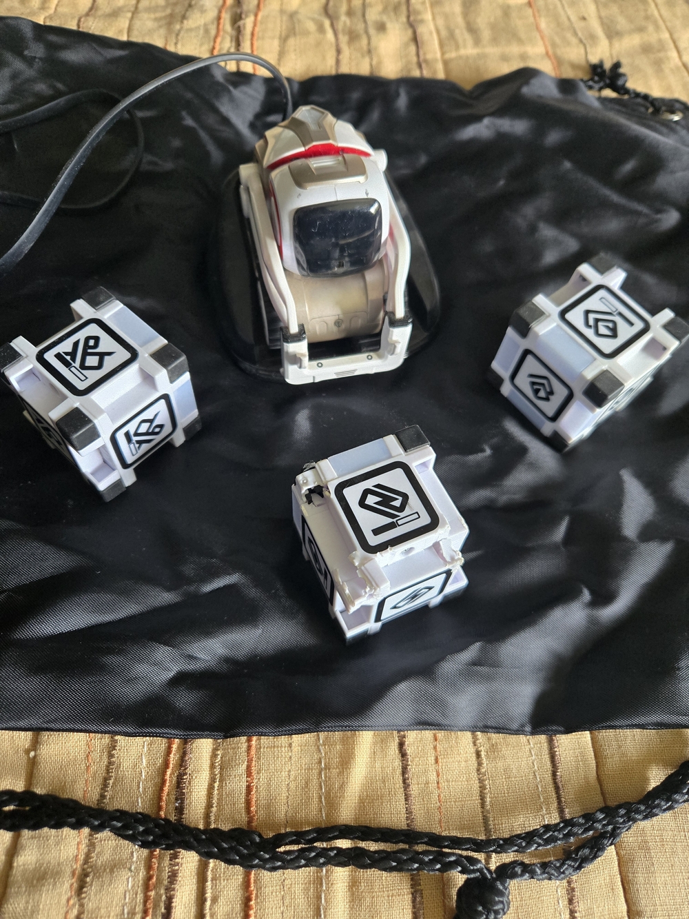 Anki Cozmo White Robot with 3 Interactive Cubes